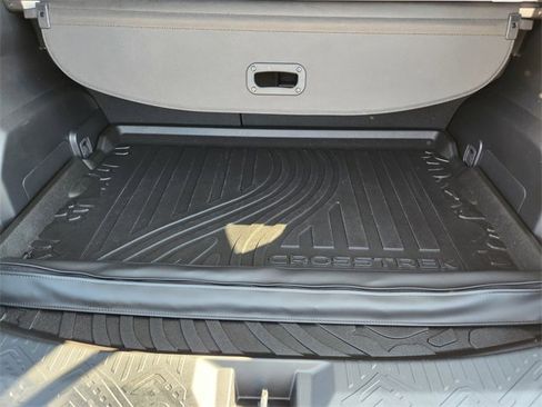 Certified 2025 Subaru Crosstrek 2.5i Limited w/ Crosstrek Mirror Package image 34
