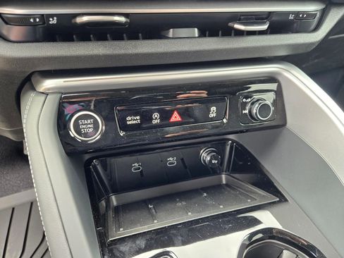 New 2026 Audi Q5 Premium AWD/4WD image 23