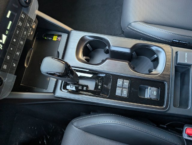 New 2026 Subaru Outback Limited XT AWD/4WD image 14