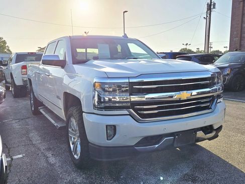 Used 2018 Chevrolet Silverado 1500 High Country AWD/4WD image 4