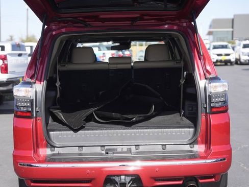 Used 2020 Toyota 4Runner Limited image 31