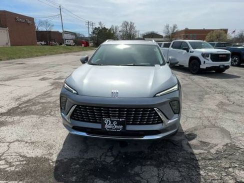 New 2026 Buick Envision Avenir image 3