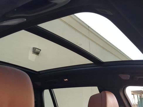 Used 2023 BMW X7 M60i w/ M Sport Professional Package image 19