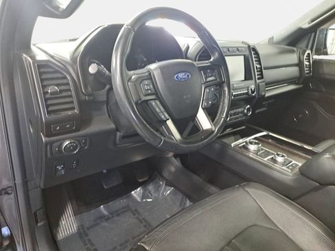 Used 2019 Ford Expedition Limited w/ Equipment Group 302A AWD/4WD image 17