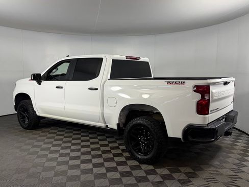 Used 2025 Chevrolet Silverado 1500 Custom Trail Boss AWD/4WD image 10