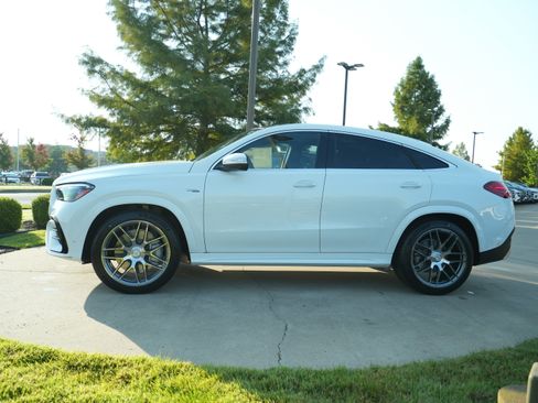 New 2026 Mercedes-Benz GLE 53 AMG 4MATIC Coupe image 4