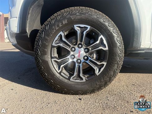 Used 2024 GMC Canyon AT4 w/ Canyon Safety Plus Package image 6