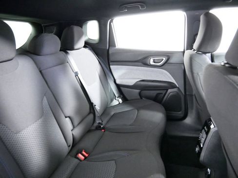 Used 2024 Jeep Compass Sport image 24