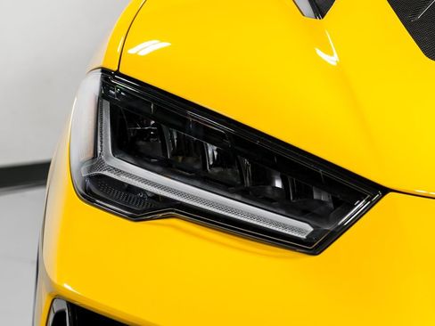Used 2023 Lamborghini Urus Performante AWD/4WD image 48