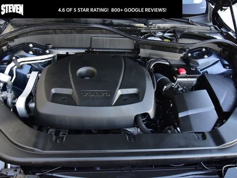 Used 2020 Volvo XC60 T5 Momentum image 31
