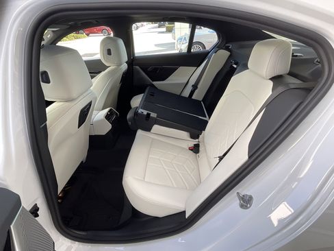 New 2026 BMW 530i 530i w/ M Sport Package image 29