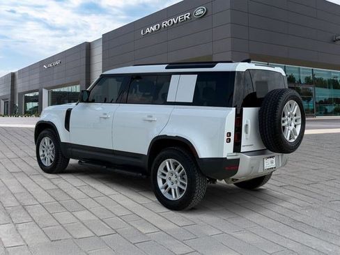 Used 2025 Land Rover Defender 110 S AWD/4WD image 3