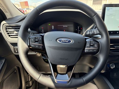 New 2025 Ford Escape PHEV image 13