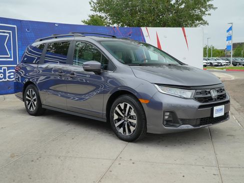 New 2026 Honda Odyssey EX-L image 3