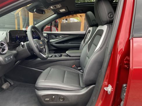 Used 2024 Chevrolet Blazer EV LT AWD/4WD image 13