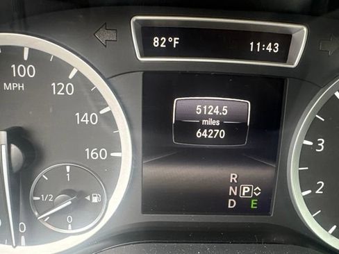 Used 2018 INFINITI QX30 Premium w/ Navigation Package AWD/4WD image 1