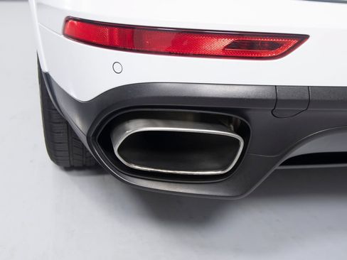 Certified 2017 Porsche Cayenne AWD/4WD image 46