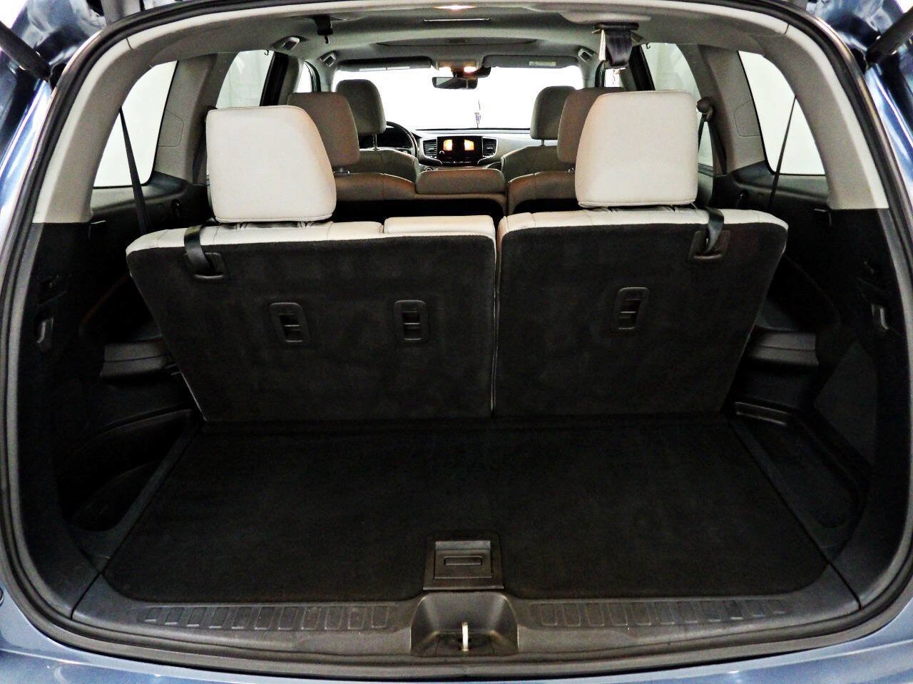 Used 2022 Honda Pilot Special Edition image 14