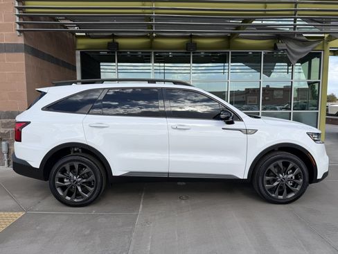 Used 2023 Kia Sorento SX Prestige AWD/4WD image 9