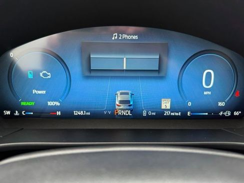 Used 2026 Ford Escape SE w/ PHEV Premium Package image 23