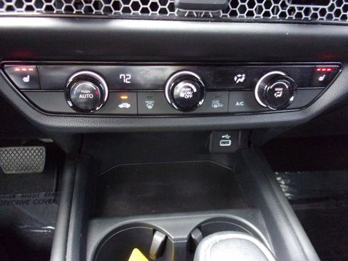 Used 2023 Honda HR-V Sport image 21