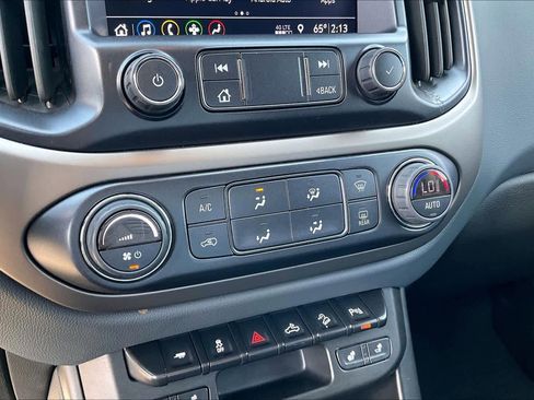 Used 2022 Chevrolet Colorado Z71 image 33