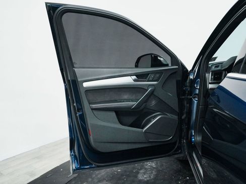 Used 2019 Audi SQ5 Premium Plus w/ Premium Plus Package image 10