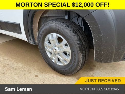 New 2025 RAM ProMaster 1500 w/ Quick Order Package 22G SLT image 4