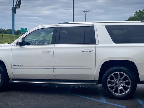 Used 2015 GMC Yukon XL Denali w/ Open Road Package AWD/4WD image 5