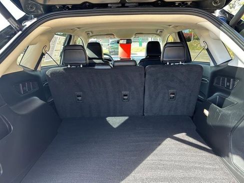 Certified 2022 Ford Edge Titanium w/ Equipment Group 301A image 18