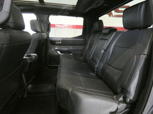 Used 2023 Toyota Tundra Platinum AWD/4WD image 28