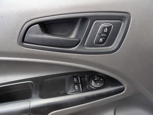Used 2020 Ford Transit Connect XL FWD image 15