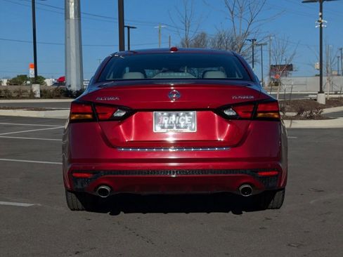 Used 2020 Nissan Altima 2.5 Platinum image 6