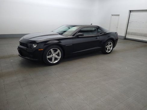 Used 2015 Chevrolet Camaro LT w/ 1LT Preferred Package RWD image 2