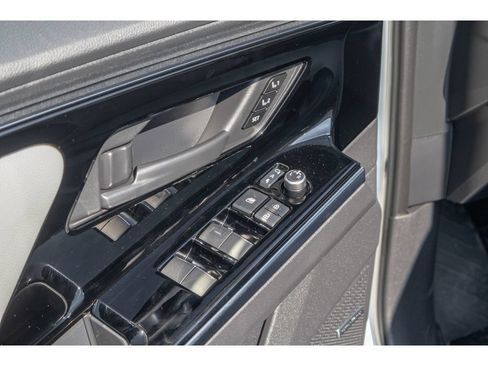 Used 2023 Subaru Solterra AWD image 19