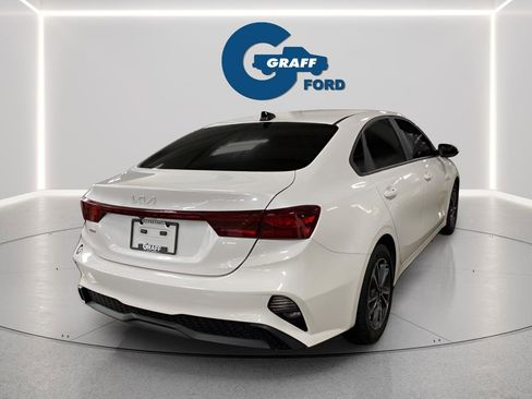 Used 2024 Kia Forte LXS image 6