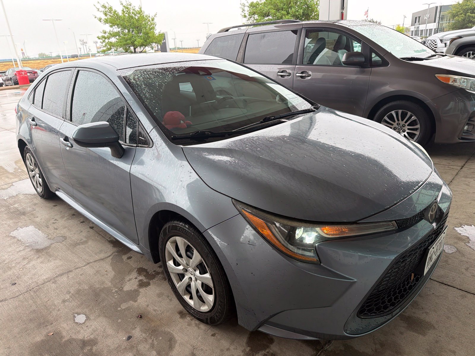 Used 2021 Toyota Corolla LE FWD image 23