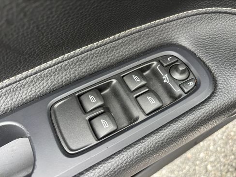 Used 2013 Volvo C70 T5 FWD image 38