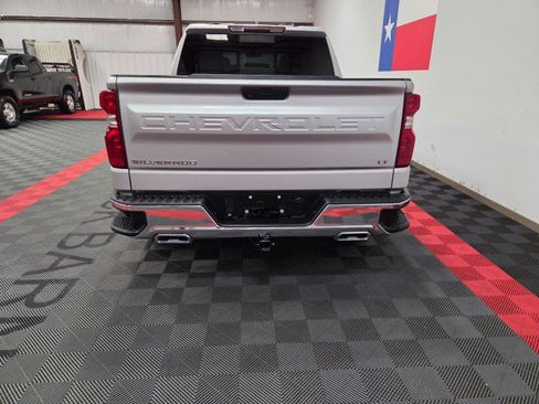 Used 2020 Chevrolet Silverado 1500 LT w/ Texas Edition AWD/4WD image 12