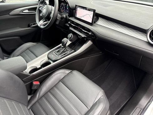 Used 2024 Alfa Romeo Tonale Ti w/ Active Assist Package image 28