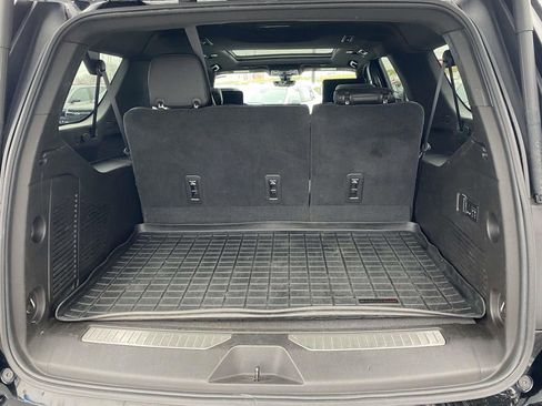 Used 2021 GMC Yukon XL Denali w/ Denali Ultimate Package image 8