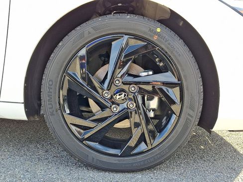 New 2026 Hyundai Elantra Sport image 5