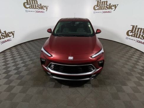 Certified 2024 Buick Encore GX Preferred w/ Comfort Package image 3