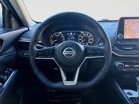Used 2021 Nissan Altima 2.5 Platinum AWD/4WD image 29