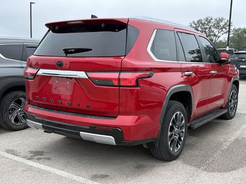 Used 2024 Toyota Sequoia Limited w/ Tow Technology Package AWD/4WD image 7