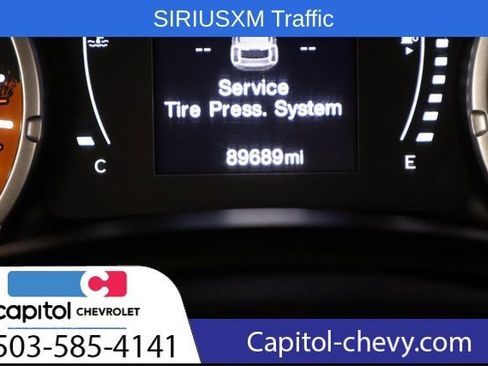 Used 2016 Jeep Renegade Latitude image 18