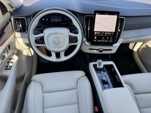 New 2026 Volvo XC90 B6 Ultra w/ Protection Package AWD/4WD image 15
