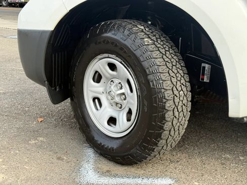 Used 2017 Nissan Frontier S RWD image 11