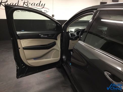 Used 2017 Ford Edge Titanium w/ Equipment Group 302A image 20