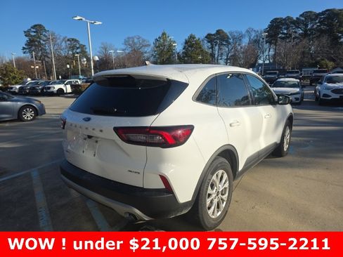 Used 2025 Ford Escape Active image 5